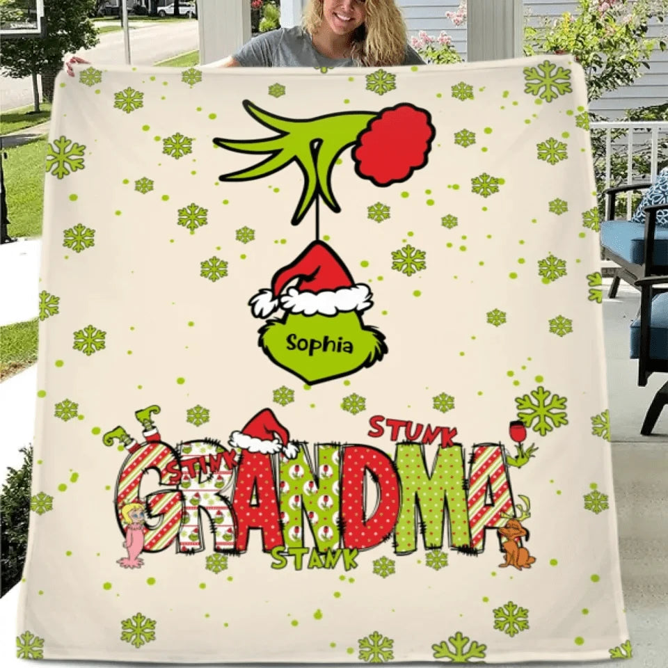 Family Christmas Blanket With Customizable Nicknames - Cozy Christmas Blanket Personalized with Nicknames and Family Names - A Gift For Family