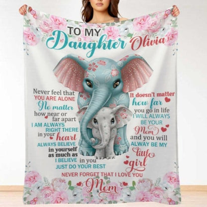 My Little Girl, Never Feel That You Are Alone - Family Blanket - Christmas Gift For Daughter From Mom - Virudhaka