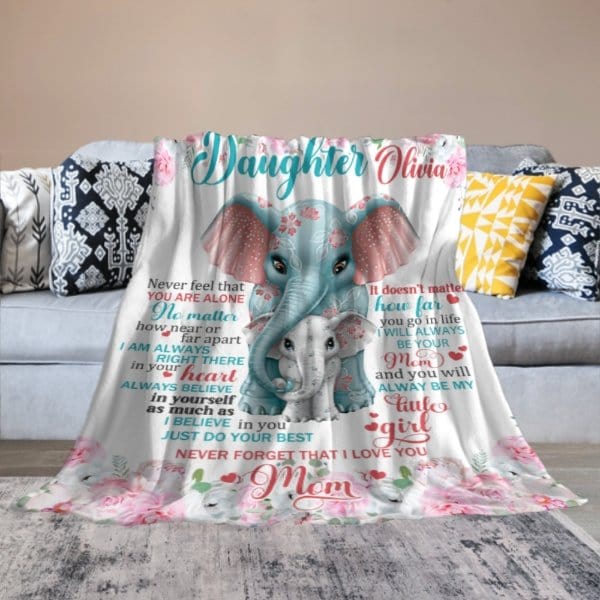 My Little Girl, Never Feel That You Are Alone - Family Blanket - Christmas Gift For Daughter From Mom - Virudhaka