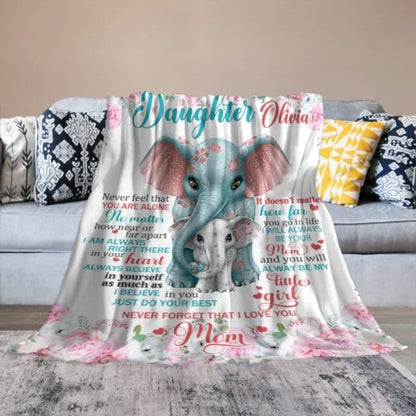 My Little Girl, Never Feel That You Are Alone - Family Blanket - Christmas Gift For Daughter From Mom - Virudhaka