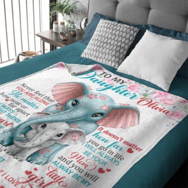 My Little Girl, Never Feel That You Are Alone - Family Blanket - Christmas Gift For Daughter From Mom - Virudhaka