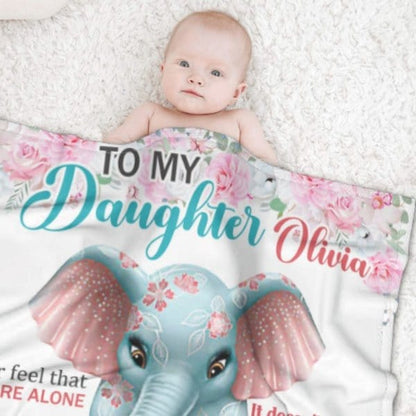 My Little Girl, Never Feel That You Are Alone - Family Blanket - Christmas Gift For Daughter From Mom - Virudhaka